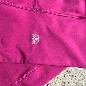 Daisy Fuentes Fuchsia Leggings